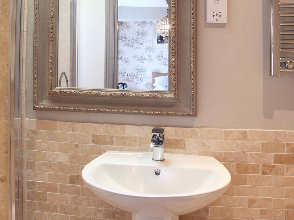 Flower Pot Hotel Sunbury-on-Thames Екстер'єр фото