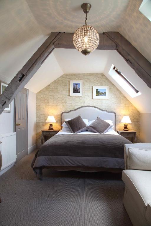 Flower Pot Hotel Sunbury-on-Thames Номер фото
