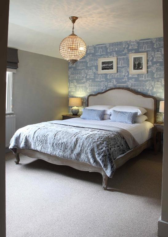 Flower Pot Hotel Sunbury-on-Thames Номер фото