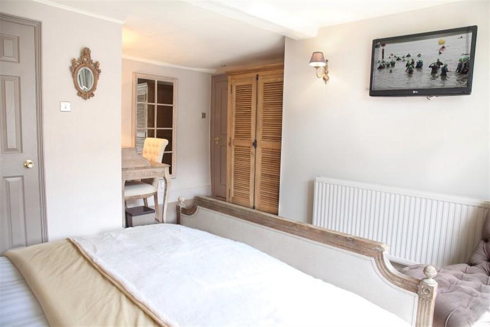 Flower Pot Hotel Sunbury-on-Thames Екстер'єр фото